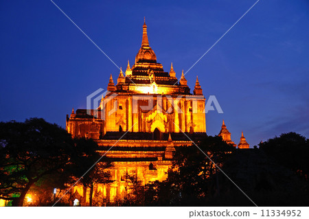 Tabienne temple in Bagan Tabienne temple in Bagan 11334952
