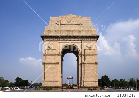 India Gate - Delhi - India 11337215