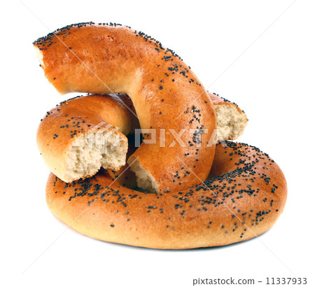 bagel with a poppy 11337933