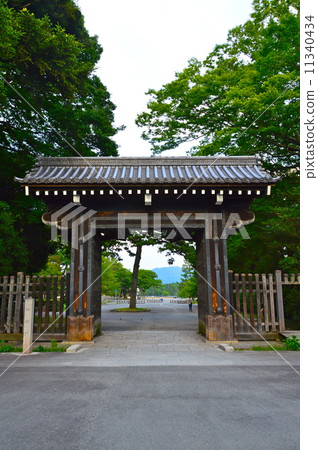 Clam Gomon (Kyoto Gyoen / Karasuma Dori, Choja Machigami, Kamigyo-ku, Kyoto) 11340434