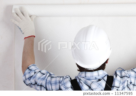 attaching wallpaper 11347595