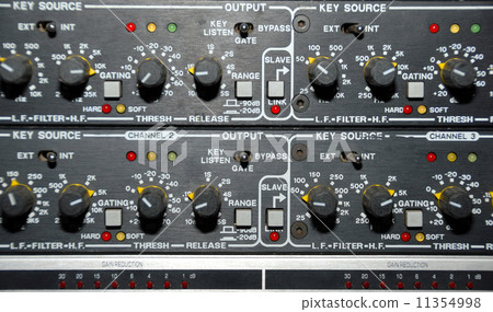 Sound Recording Equipment (Media Equipment) 11354998