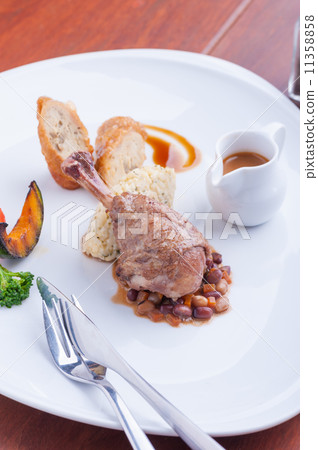 Fusion food 11358858