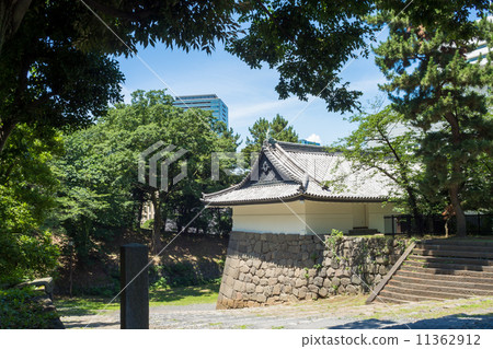 Kitanomaru Park Shimizu Gate 11362912