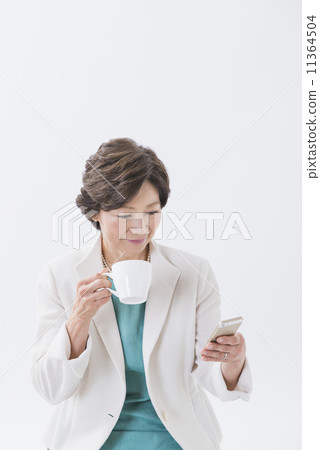 Female officer / manager 11364504