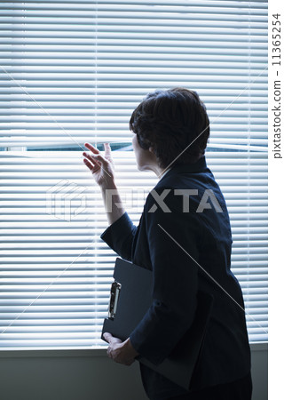 女軍官/經理 11365254