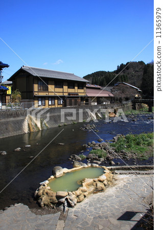 Nagayu hot spring gun water 11365979