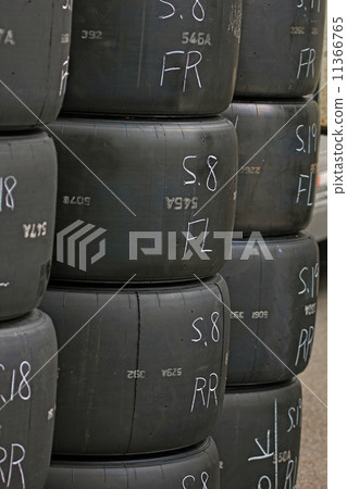 Race Tire Race Tire 11366765