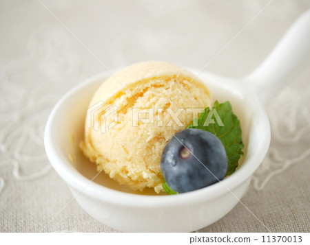 Small vanilla ice (horizontal position) 11370013