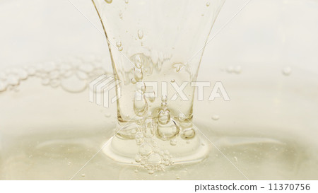 Slimy ingredient fucoidan 01 11370756