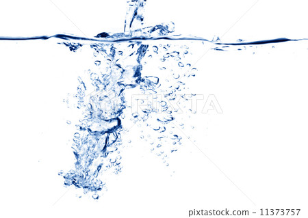 water stream falling 11373757