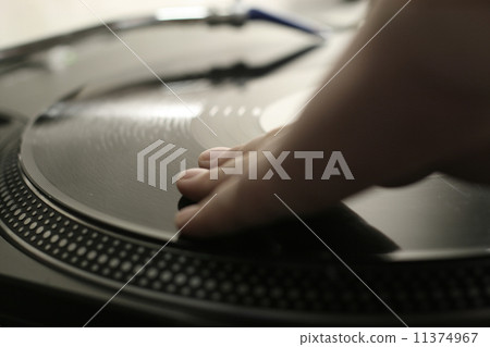 mr hand mr hand 11374967
