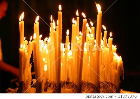 Candles Candles 11375370