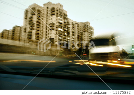 trafic road 11375882