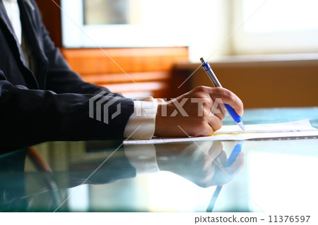 pen  work hand 11376597