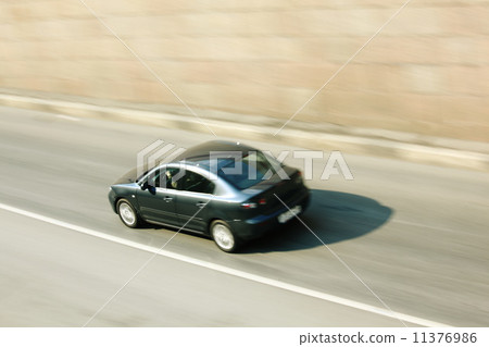 speed car drive 11376986