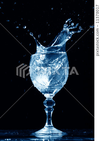 alcohol splash alcohol splash 11378017