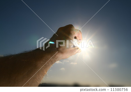 take the sun 11380756