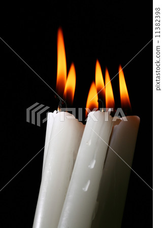 candles candles 11382398