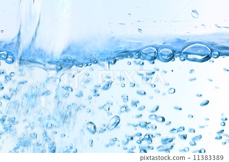 water bubbles 11383389
