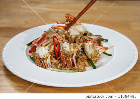 stir fry noodles stir fry noodles 11384483