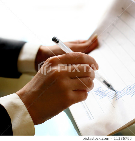 read financial report 11386793