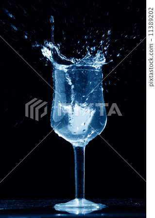 alcohol splash alcohol splash 11389202
