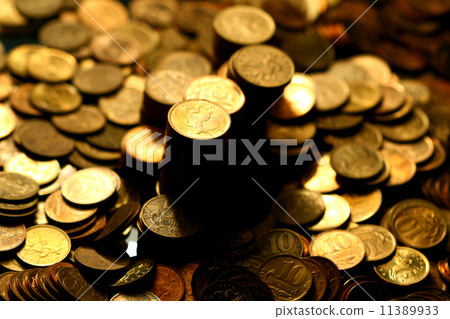 golden coins 11389933