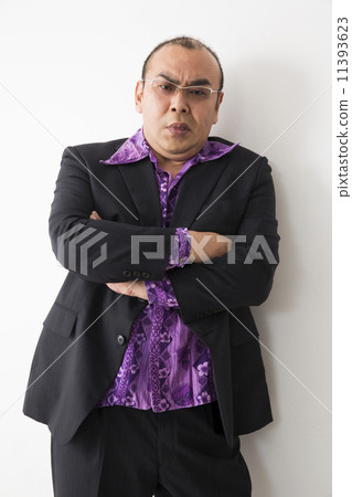 A strong man 11393623