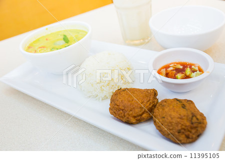Rice and curry and SHRIMP CAKE Rice and curry and SHRIMP CAKE 11395105
