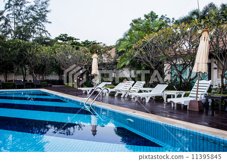 Chairs for lounging by the pool Chairs for lounging by the pool 11395845