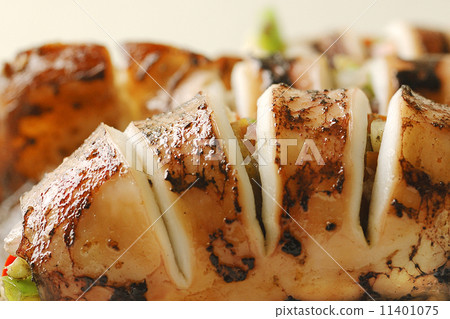 Grilled squid 11401075