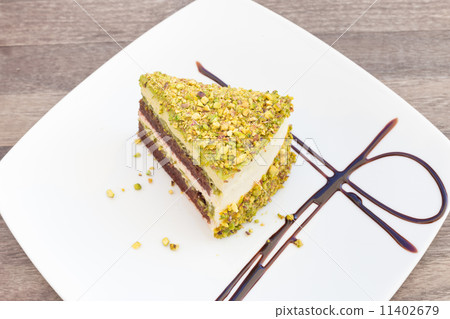 Pistachio cake. Pistachio cake. 11402679