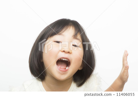 Shout out! Energetic girls girls 11406055