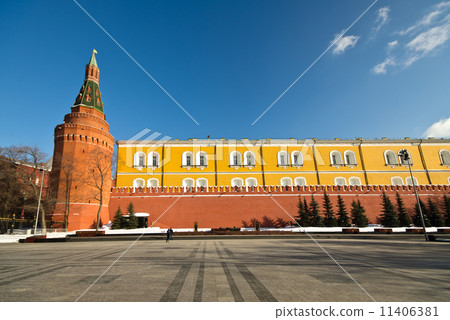 Kremlin, red square 11406381
