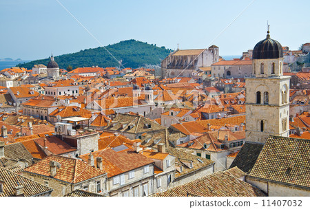 view on old center of Dubrovnik city and Church 11407032