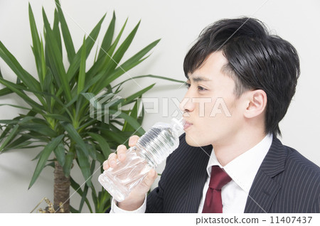 Hydration 11407437