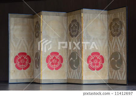 A pair of six-panel folding screens (Yasaka Shrine/Gion-cho, Higashiyama Ward, Kyoto City) A pair of six-panel folding screens (Yasaka Shrine/Gion-cho, Higashiyama Ward, Kyoto City) 11412697