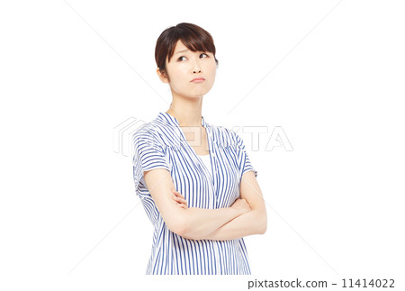 Troubled women 11414022