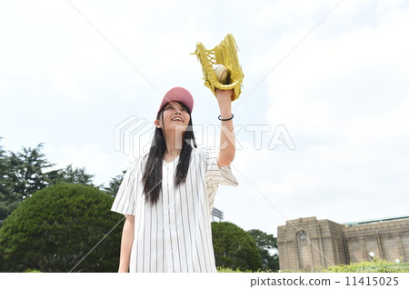 Baseball uniforms and women 11415025