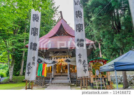 Niigata ken Minami Uonuma city summer example of Urasa Shrine of Hakusan shrine where big festival is held Niigata ken Minami Uonuma city summer example of Urasa Shrine of Hakusan shrine where big festival is held 11416872