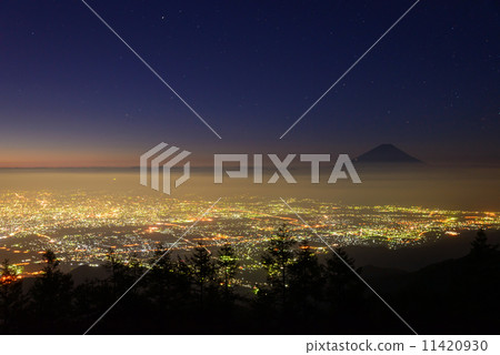 Mt. Fuji in the Kofu basin before dawn Mt. Fuji in the Kofu basin before dawn 11420930