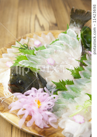 Japanese flounder sashimi (sashimi) 11423698
