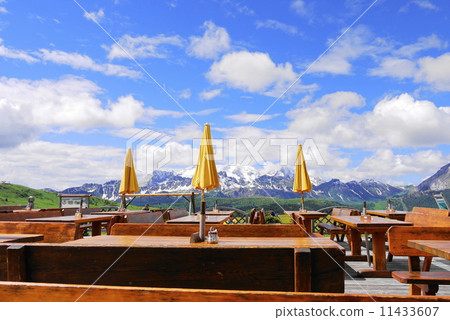 La Villa La Villa Stern Stern mountain hut Marmolada Mountain group Marmolada 11433607