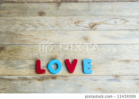 Colorful wooden word Love on wooden floor4 Colorful wooden word Love on wooden floor4 11439309