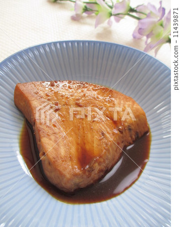 Boiled swordfish fillet Boiled swordfish fillet 11439871
