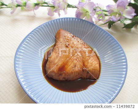 煮沸的箭魚片 11439872