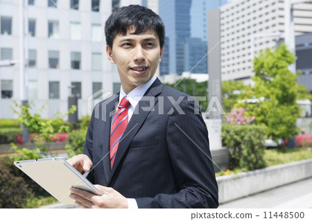 Businessman         11448500