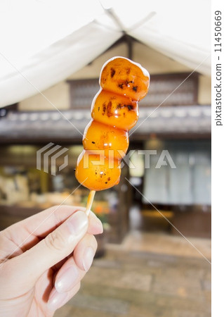 Mitarashi dumpling  11450669