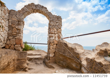 Ancient arch in fortress on Kaliakra headland, Bulgarian Black S Ancient arch in fortress on Kaliakra headland, Bulgarian Black S 11451739